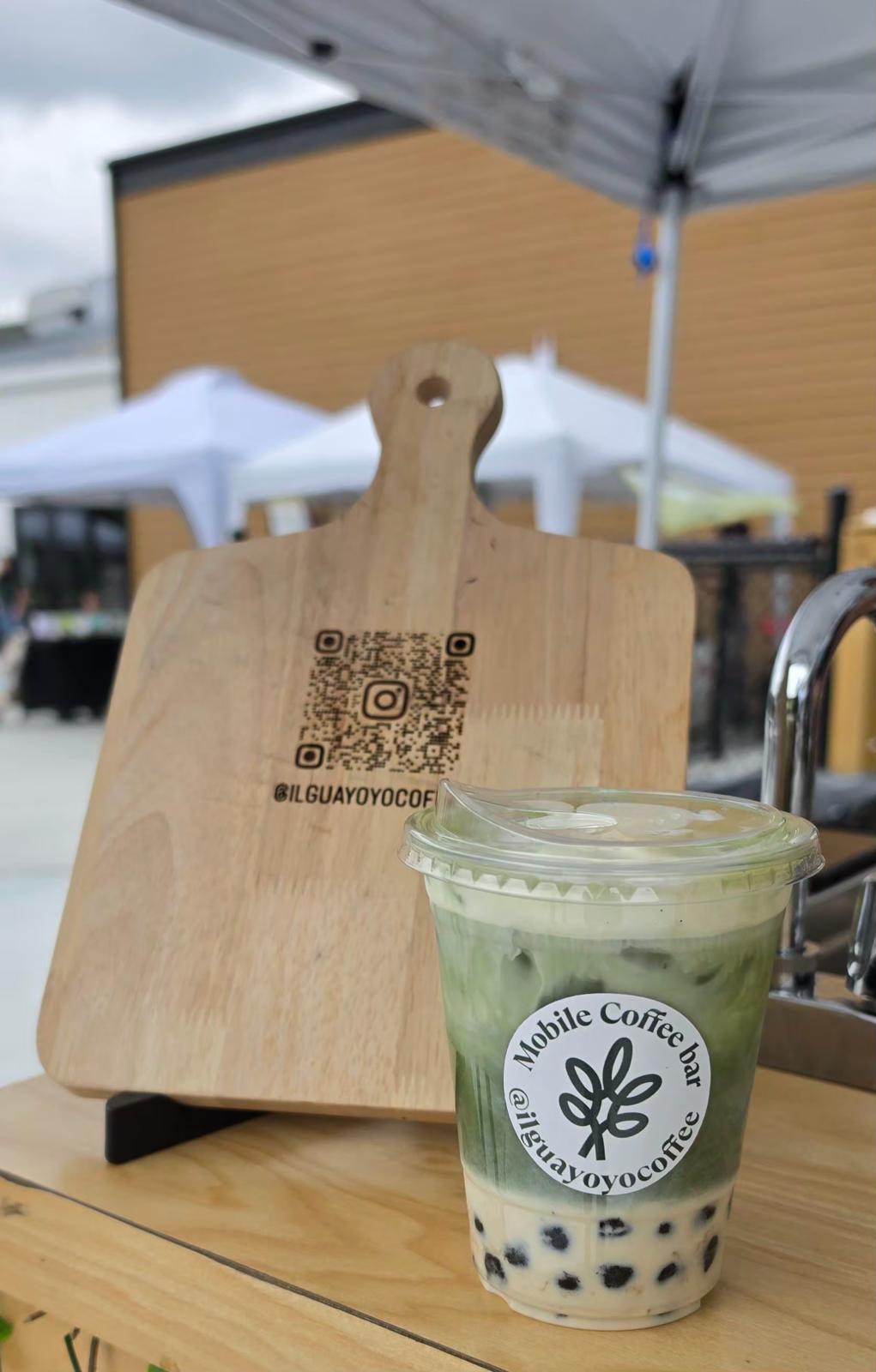 IL Guayoyo mobile beverage bar at an event
